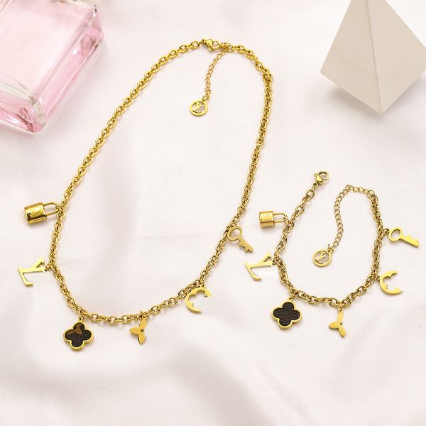 

new arrival elegant clover pendant necklace bracelet jewelry for women gift, Silver