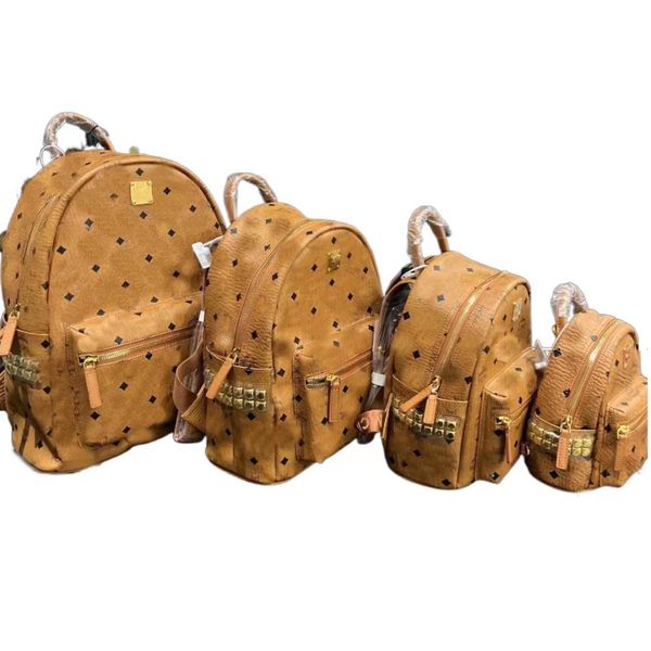 

MCW mini Backpack The classic parent-child bag student backpack is simply not too heart-warming. Four sizes and colors are waterproof and large-capacity for travel