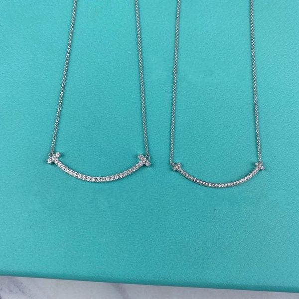 

2023 lovely cute pendant necklaces long silver thin stainless steel chain diamonds crystal strip design women necklace with dust bag and box
