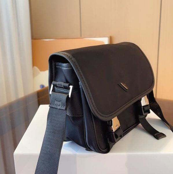 

wholesale new canvas men bumbag waist bags parachute fabric men purse satchel waterproof canvas shoulder bag