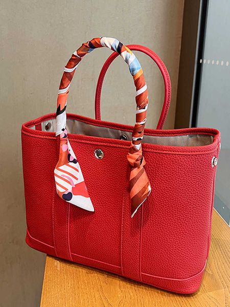

wholesale original party garden home tote bags online shop bag womens 2023 new handheld genuine leather crossbody large capacity red wed hav