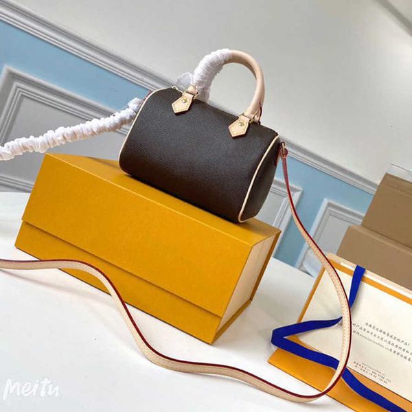 

luxury brand shoulder bags high imitation designer handbag genuine leather crossbody bag nano speedy luxury women shoulder bag m61252 with b