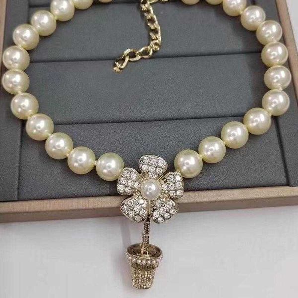 

designer jewelry necklace new small fragrant pearl flower pot necklace women's luxury style collar chain advanced neck, Black