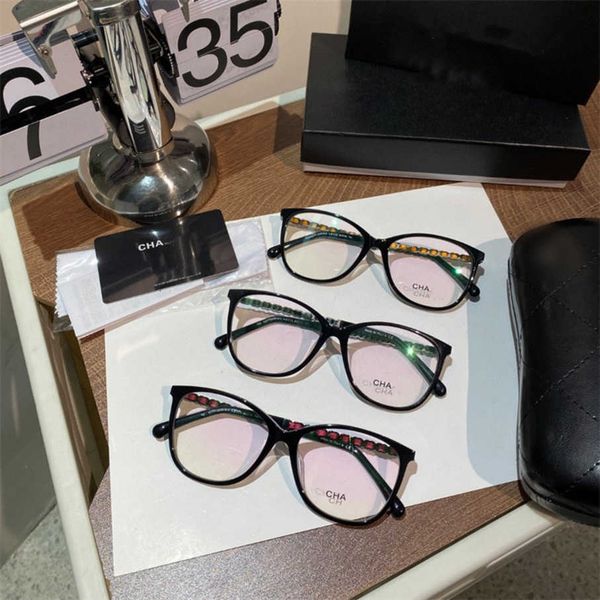 

2023 new luxury designer sunglasses ch3408 cat eye black color leather leg frame anti blue light plain mirror can paired with nearsighted wo, White;black
