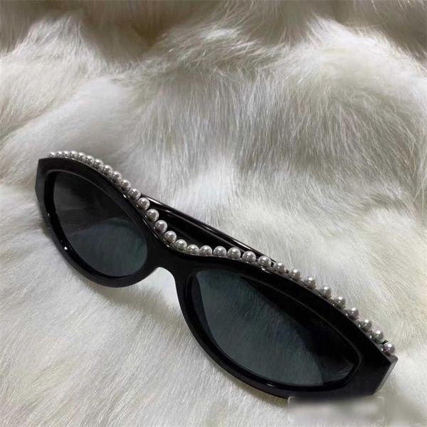 

2023 new luxury designer new pearl oval sunglasses for women ch71508ins net red sunglasses, White;black