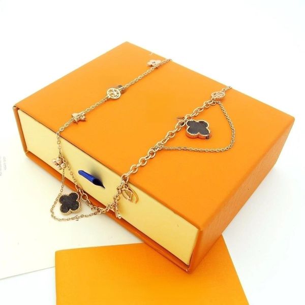 

designer luxury pendant necklace fashion women's classic metal women's love necklace, Silver