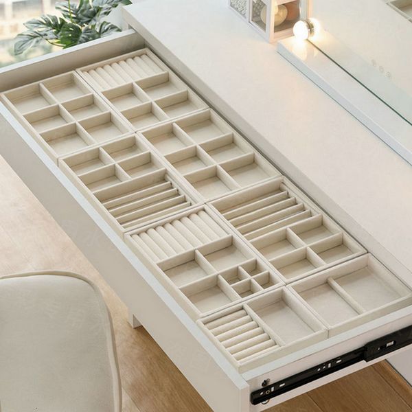 

jewelry boxes flannelette display stackable exquisite jewellery holder portable ring earrings necklace organizer box organizator 230801, Black;white
