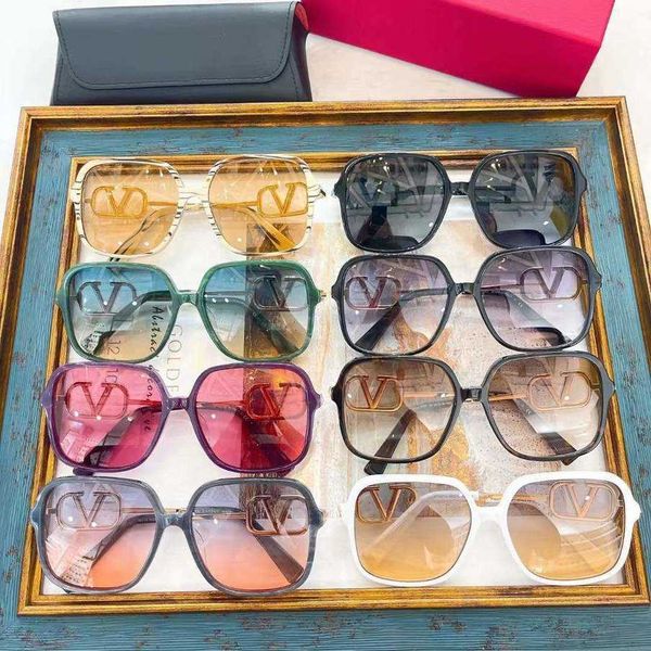 

2023 luxury designer sunglasses new warren net red star same style candy color big box female fashion sunglasses va4101, White;black