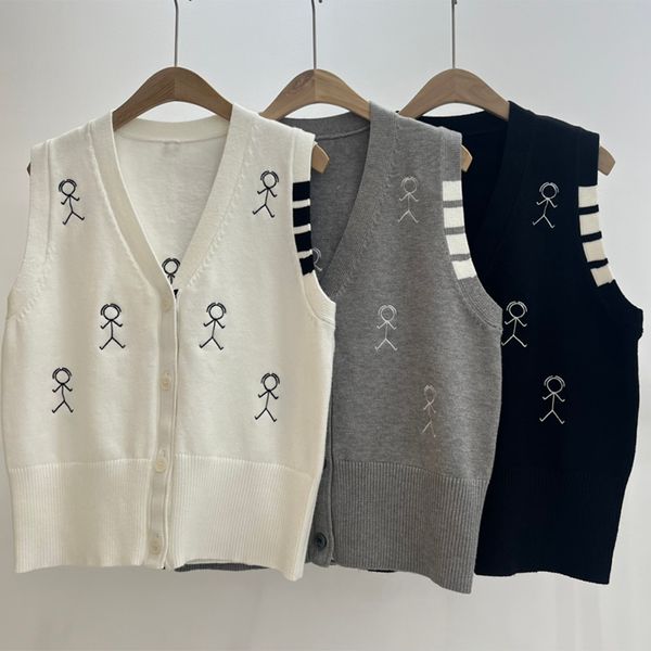 

women's sweater personality autumn woolen vest pure stripe warm soft in winter home delivery service 40-65kg, White;black