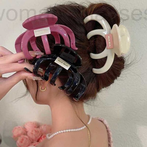 

hair clips & barrettes designer advanced large shark clip network red new volume multiple personality dopamine daily accessories 9j71, Golden;silver