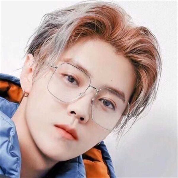 

2023 luxury designer sunglasses new g family pingguang network red ni lu han same style horse titles buckle optical glasses frame gg0952, White;black