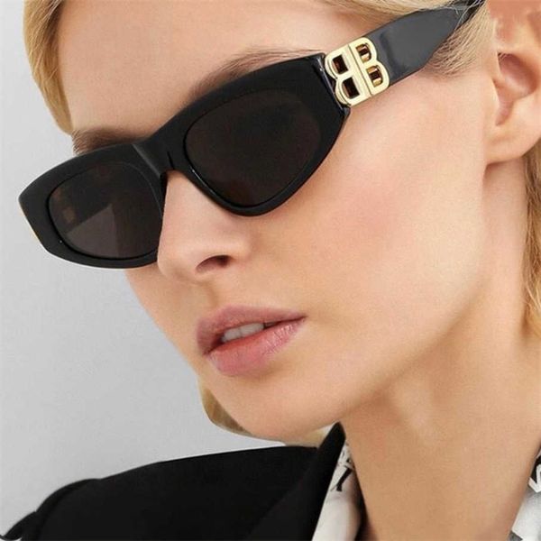 

2023 new luxury designer b's cat's eye fashion ins net red the same sunglasses show face trend bb0095, White;black