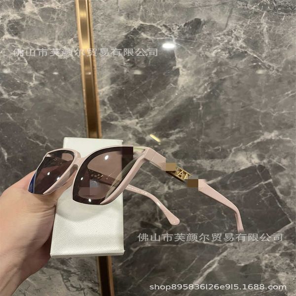 

2023 new luxury designer star online celebrity same hollow sunglasses fashion square sunglasses women ch0775, White;black