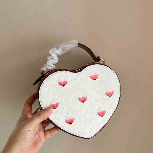 

sell coabag c heart designer bags leather shoulder bag love designer bag wallets mini crossbody bags phone lady luxurys handbag tiny coin ch