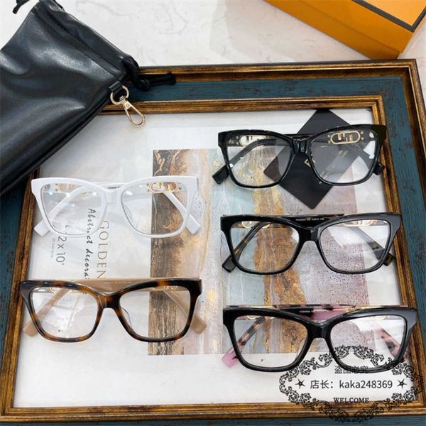 

2023 new luxury designer 23 family f box sunglasses fe500251 star net red same style sunglasses fashion for men and women, White;black
