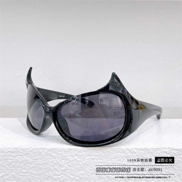 

2023 new luxury designer family b's new style special-shaped glasses imp sunglasses popular online stars and monster sunglasses bb0284s, White;black
