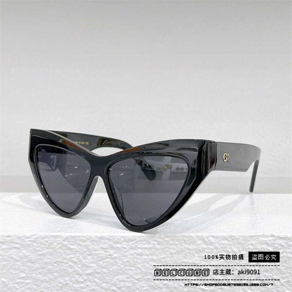 

new luxury designer 2023 new g family butterfly sunglasses personality fashion cat eye sunglasses women ins style gg1294s, White;black