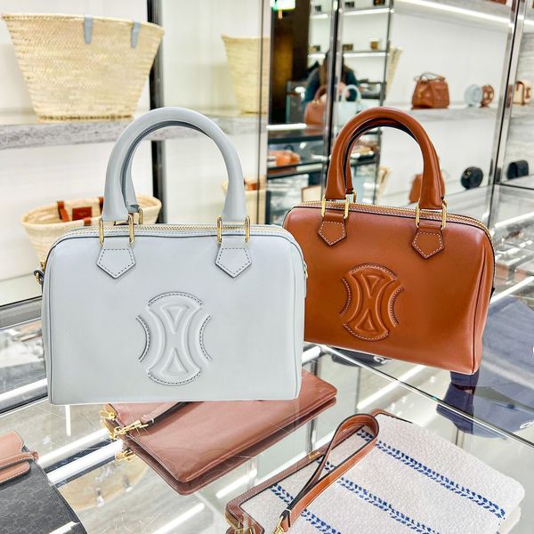 

luxury designer stuff sacks triomphe canvas boston bag men pochette shoulder handbags cross body hobo totes cosmetic bags clutch women cowhi