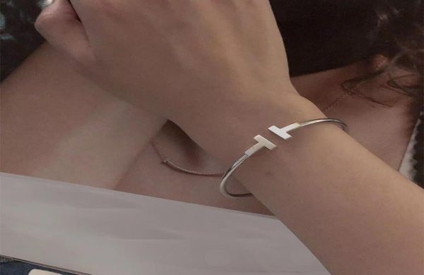 

bangle bracelet luxury designerwomen039s doubles t opening fashion aperture smooth face temperament versatile accessories star 8250407, Black