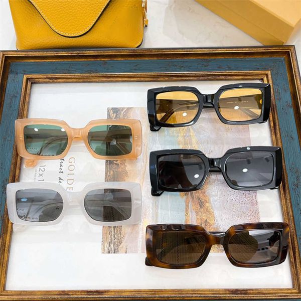 

2023 luxury designer sunglasses 23 new luo yijia small square network red ins same personalized sunglasses lw30029u, White;black