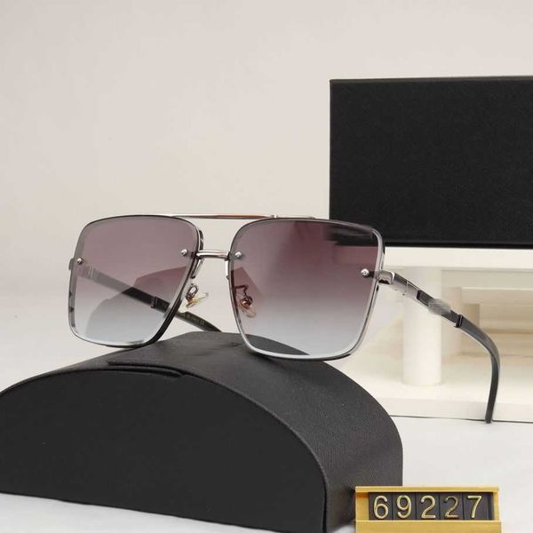 

luxury designer sunglasses 2023 pujia new metal box trend classic sunglasses 72296, White;black