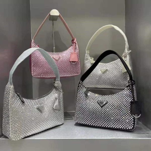 

lady shopping shoulder bags fashion designers handbags women totes cross body luxury the latest style diamond purse wallet niche high sense