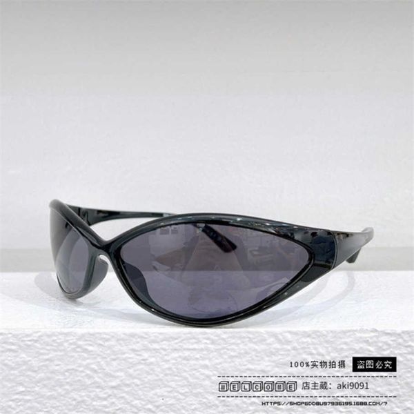

2023 new luxury designer family b's new style sunglasses for men and women's ns online celebrities the same future technology sung, White;black