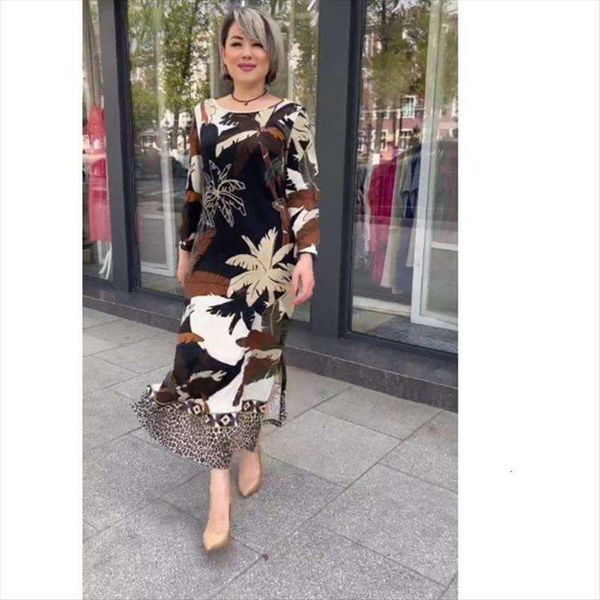 

spring and autumn elegant commuter round collar print large sized dress for women, Black;gray