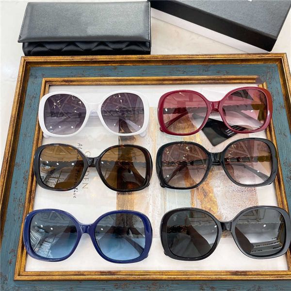 

2023 new luxury designer new fashion simple box shows thin star sunglasses ch5470q, White;black