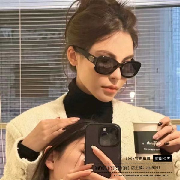 

2023 luxury designer 23 new sunglasses square red ins personalized sunglasses ch5468, White;black