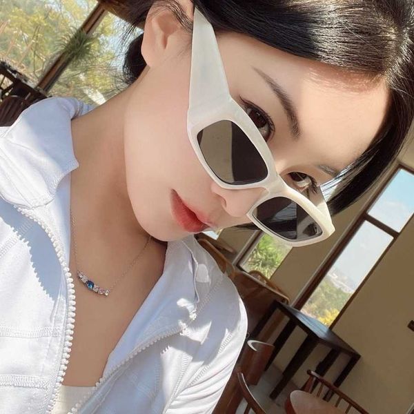 

2023 new luxury designer sunglasses netizen glasses plate box for women 0266s fashion double b same uv resistant sunglasses, White;black