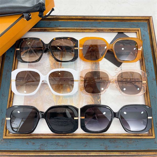 

2023 new luxury designer 22f home new style square sunglasses wind ins net red same type plate fe40065f sunglasses, White;black