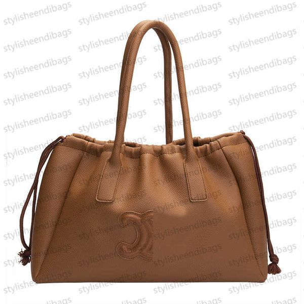 

soft leather bag designer bag luxury bag handbag shoulder bag drawstring bag large capacity underarm bag women tote bag commuter bag stylish
