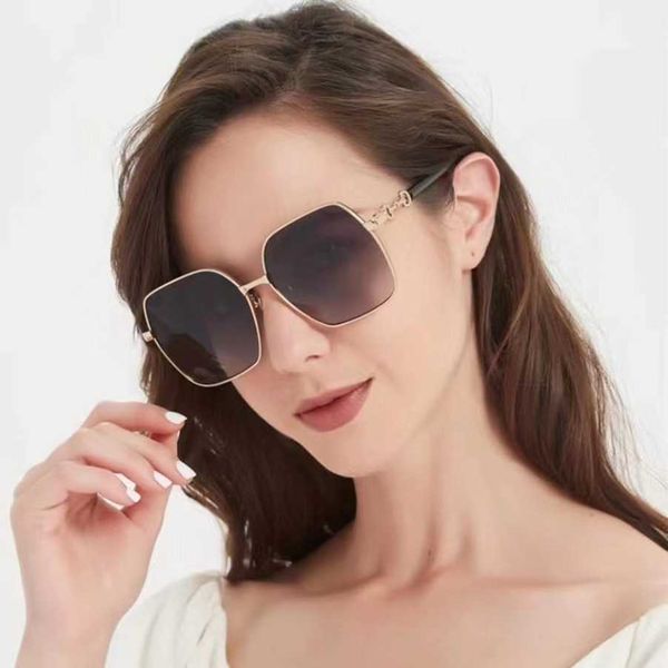 

2023 new luxury designer family g's new tiktok net red personality women's versatile fashion sunglasses gg1024s, White;black