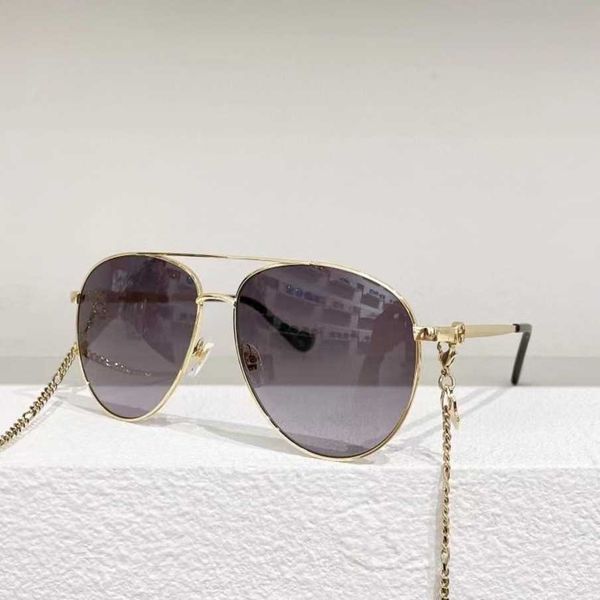

2023 new luxury designer g family's new online celebrity with the same personality chain for women's versatile trend sunglasses gg, White;black