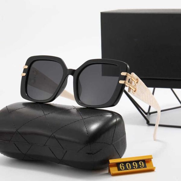 

2023 luxury designer sunglasses overseas 9906 new external women's street p sunglasses tourism polarized glasses 6099 style 1, White;black