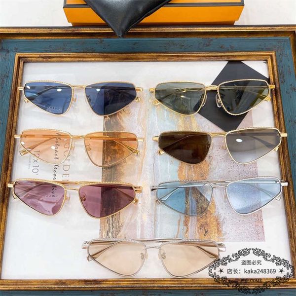 

2023 new luxury designer family f's fashionable metal cat's eye sunglasses female ins star sunglasses male fe40068uff, White;black
