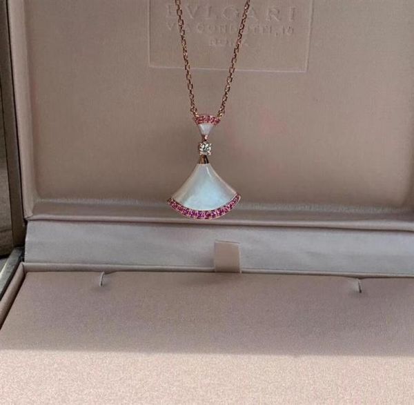 

charm necklace pendant with pink color diamond fan shape in 43cm length women necklace jewelry ps500921656838166, Silver