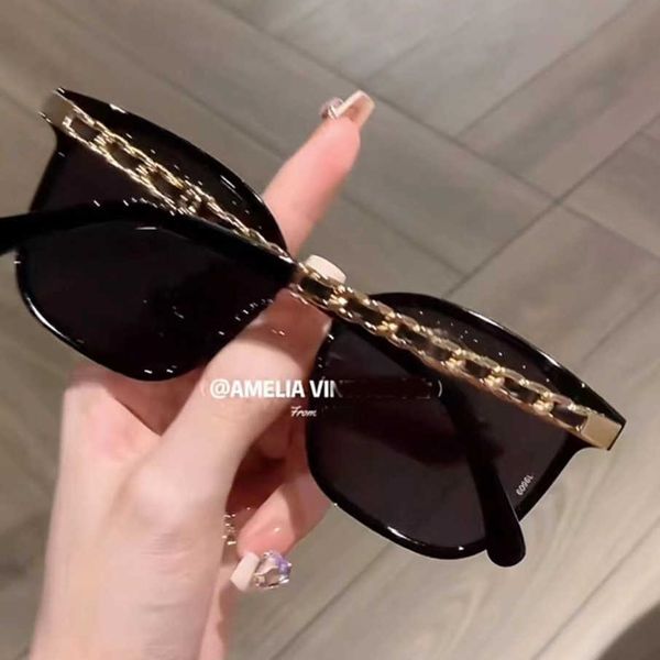 

2023 new luxury designer high version 0758 are versatile with large frame display and small travel experience. prepare high beauty sunglasse, White;black