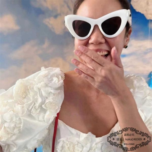 

2023 new luxury designer b family's new plate cat's eye men's and women's fashion inset celebrity sunglasses bb0204s, White;black