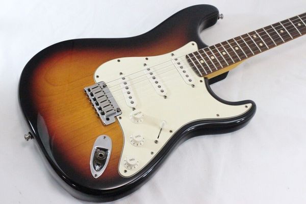 

standard st 2000 electric guitar as same of the pictures