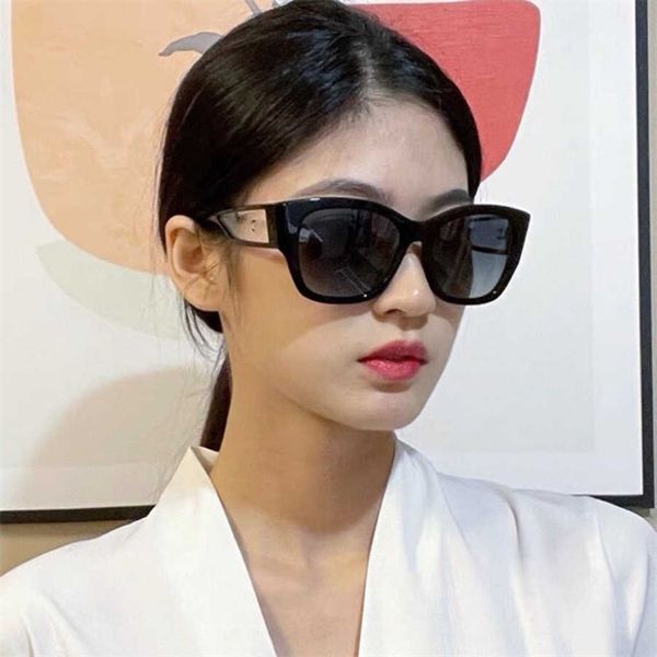 

2023 new luxury designer ch5429 star online celebrity same style cat's eye sunglasses square small sunglasses female, White;black