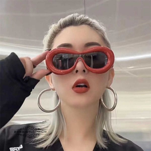 

2023 new luxury designer luoyijia cat's eye sunglasses for women ins the same type of personalized pout lips sunglasses lw40099i, White;black