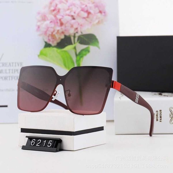 

2023 luxury designer sunglasses overseas new for men and women box fashion street p sunglasses polarized glasses 6215, White;black