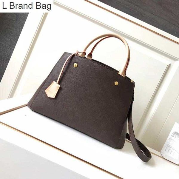 

2023 new 7a designer bags women handbags luxurys tote shopping bag embossed leather lady fashion large capacity business crossbody bag handb, Black