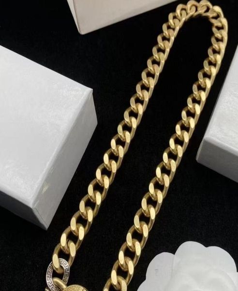 

luxury brand designer necklaces t0p quality retro pendant for woman men vintage 18k brass gold plated fashion official reproductio2546985, Silver