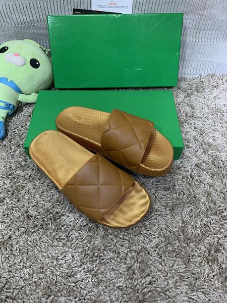 

designer womens woody sandals fluffy flat mule slides beige white black pink lace lettering canvas fuzzy fur slippers summer home shoes wome