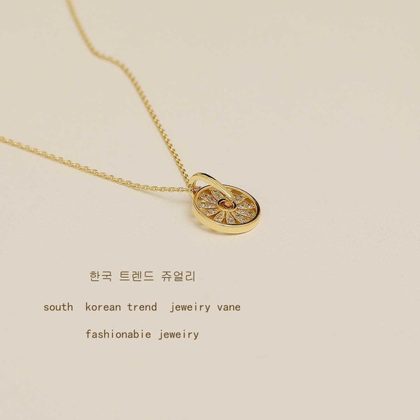 

super sparkling zircon rotable pendant net red fashion style clavicle chain simple versatile necklace for women, Silver