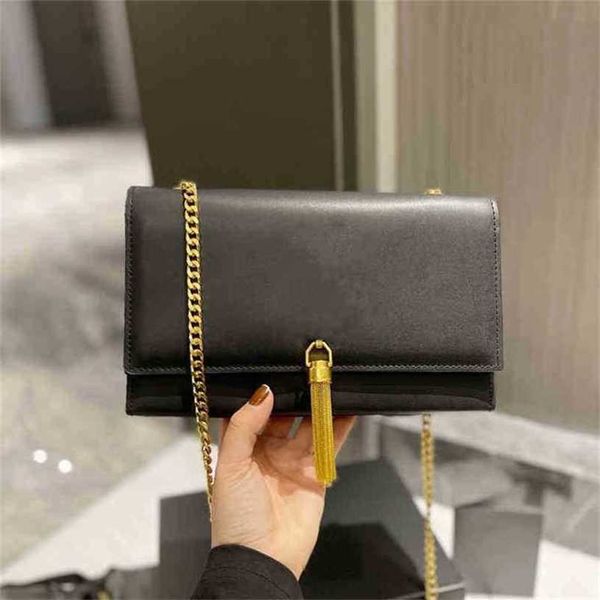 

lady shoulder bags classic vintage women handbag leather designer handbags tote brand alphabet tassel decoration crossbody female clutch 220