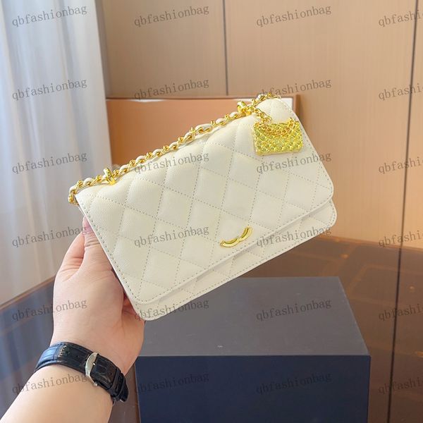 

designer womens shoulder bag woc cowhide flap flap hardware turnbuckle gold lock bags cristian tote matelasse chain crossbody bags 19x7x12cm